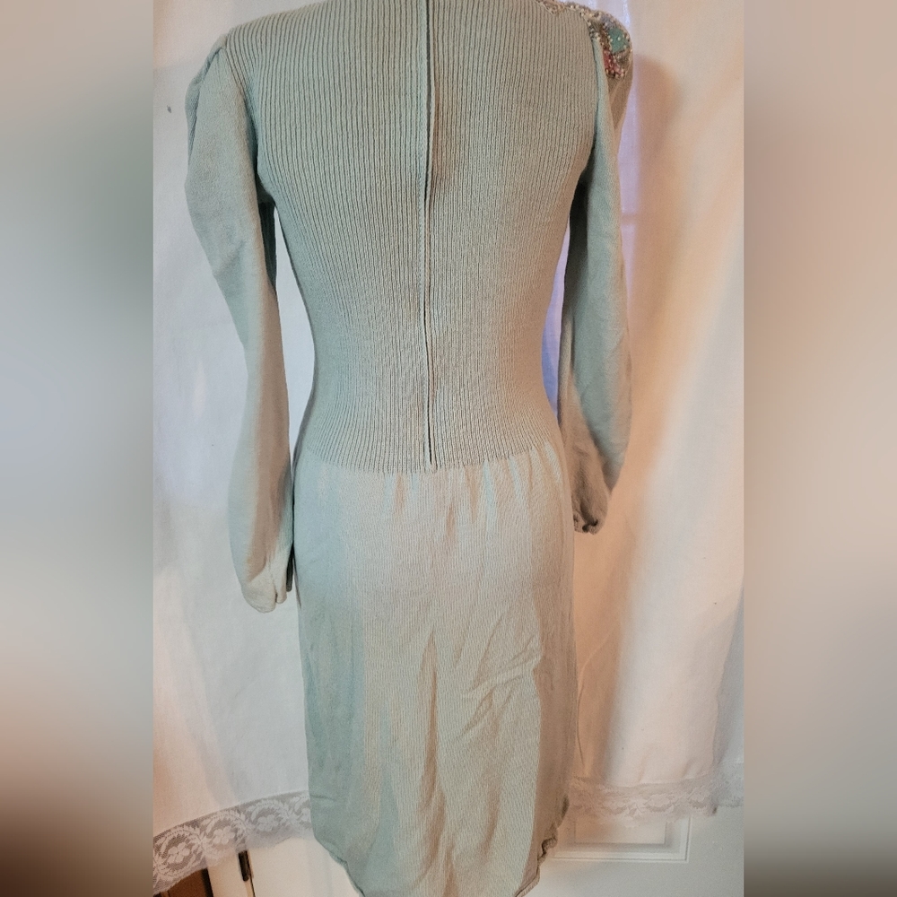VINTAGE SWEATER DRESS 👗 - Picture 11 of 12